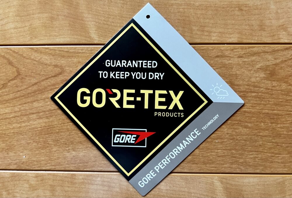 Gore-Texを採用