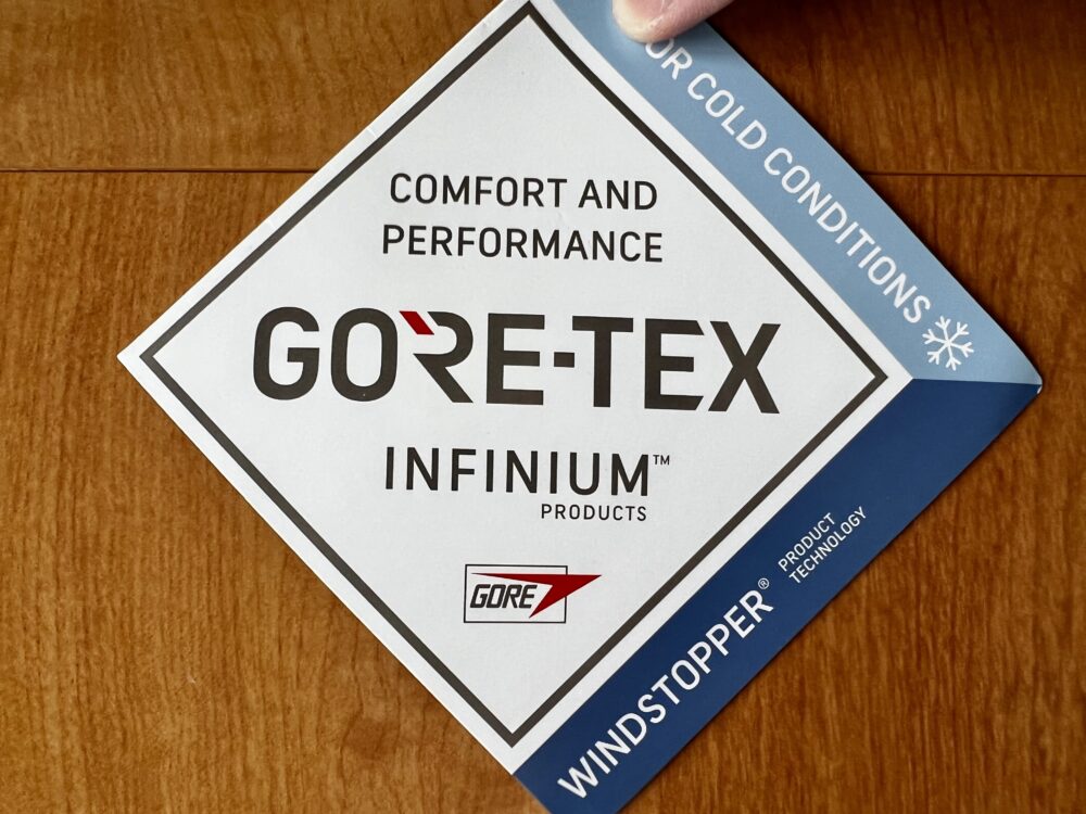 GORE-TEX INFINIUMを採用