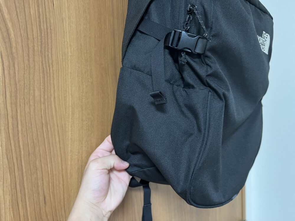 サイドポケットの無い方