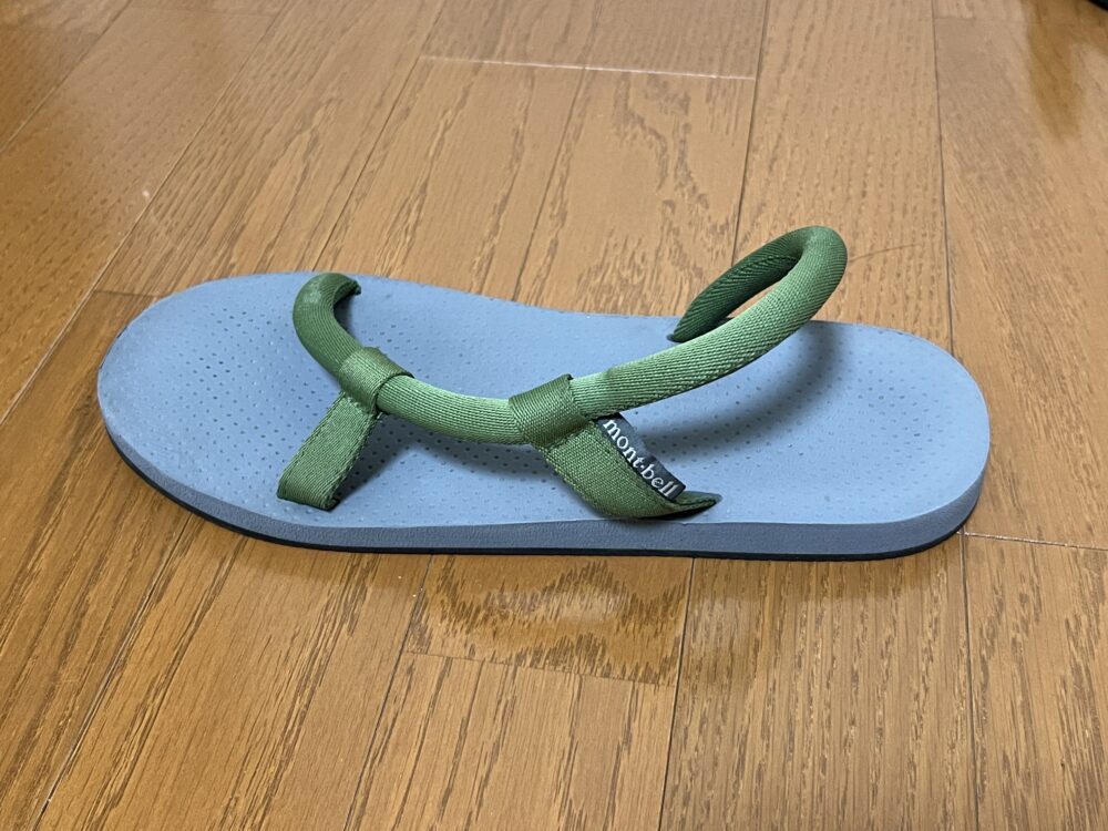 ソックオンサンダル