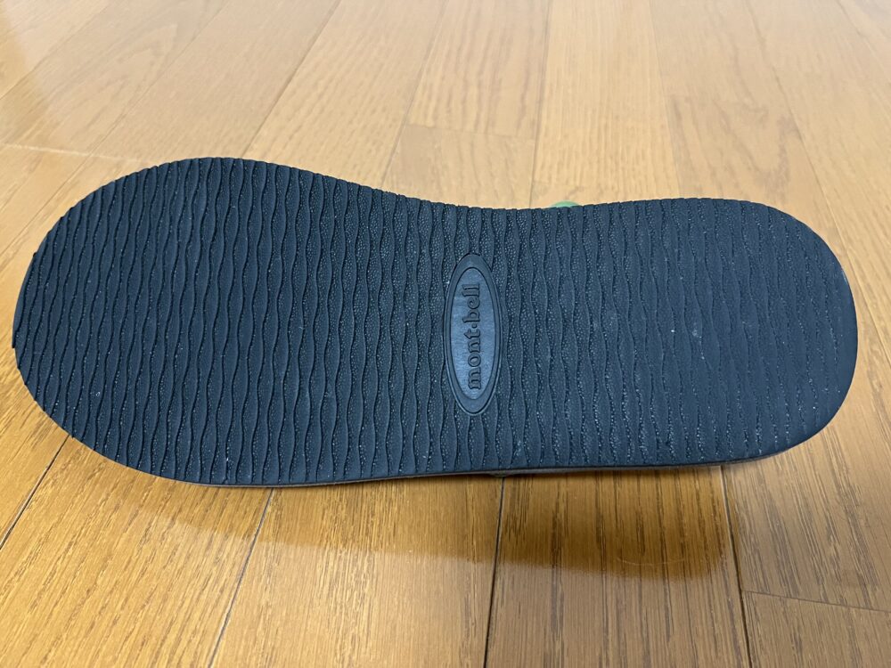 ソックオンサンダルラバー