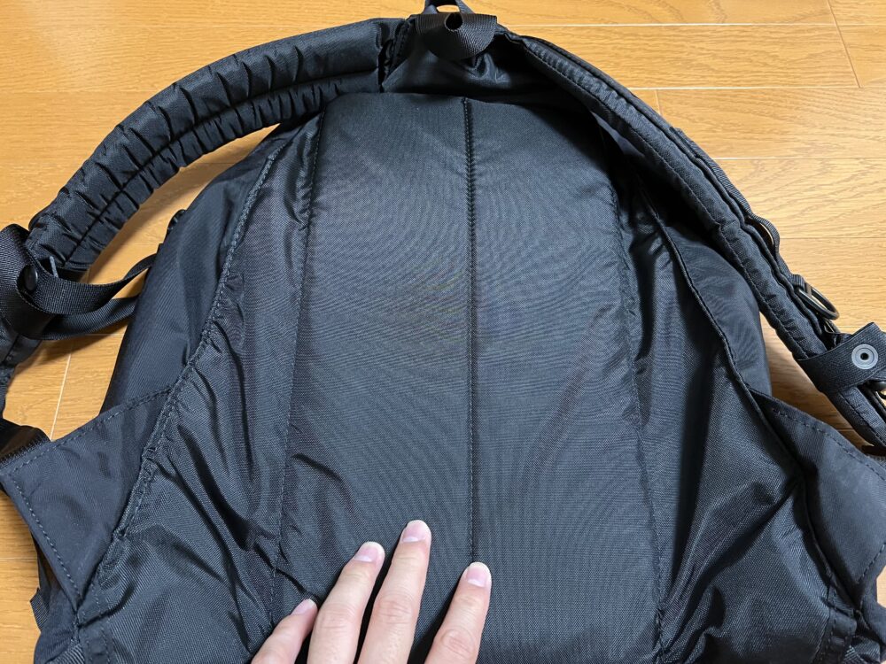 背面のクッション
