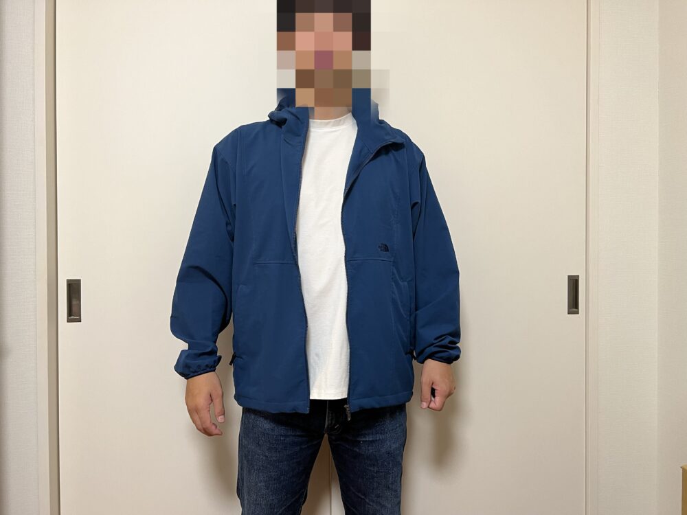 ビーフリージャケットジップを開けて