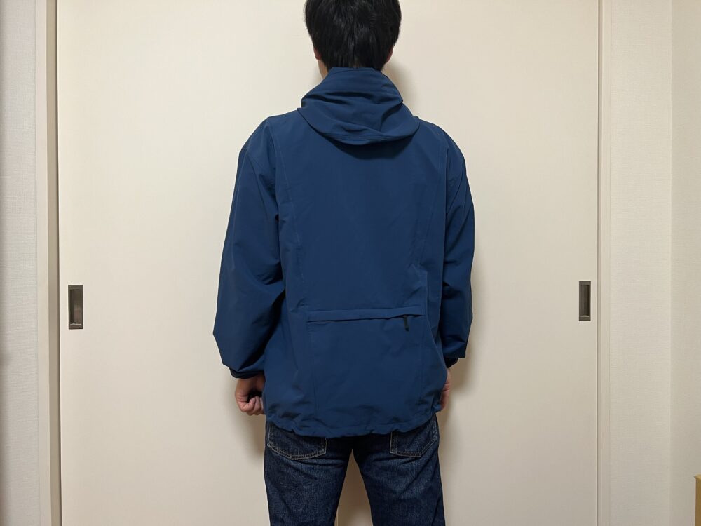 後面 Mサイズ着用