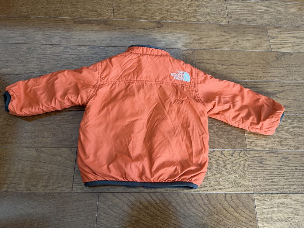 リバーシブルコージージャケット（背面）