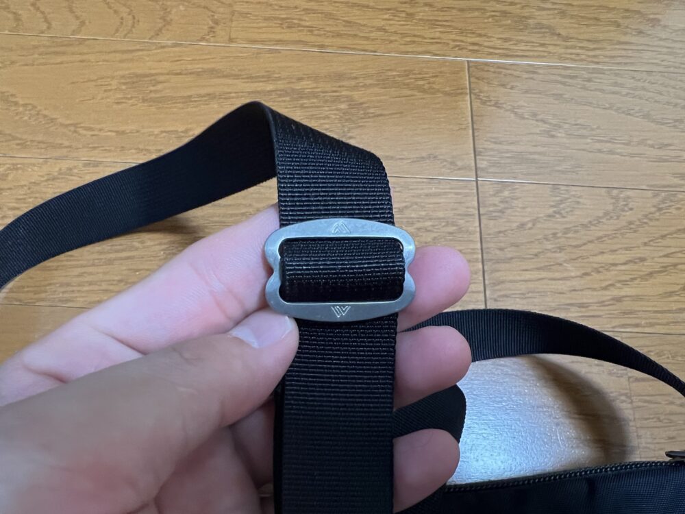金具