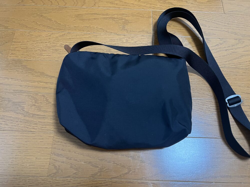 エンベロップショルダー（裏面）