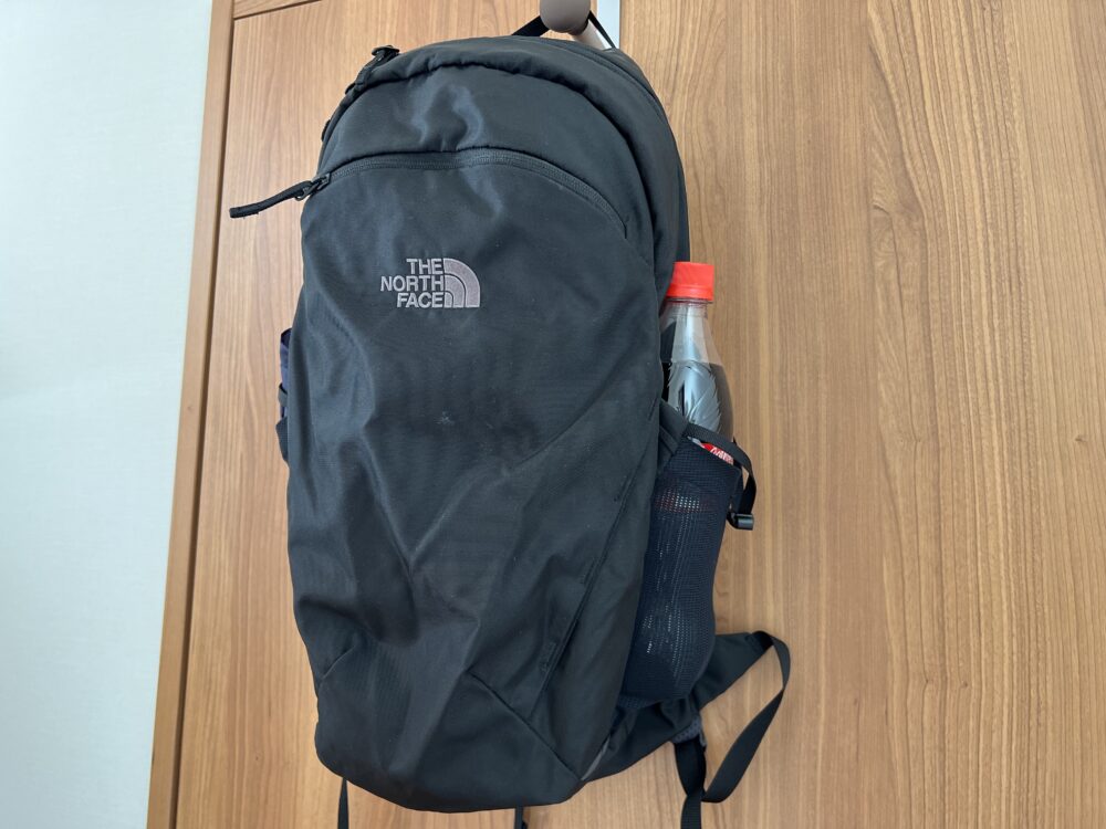 ペットボトルを入れて