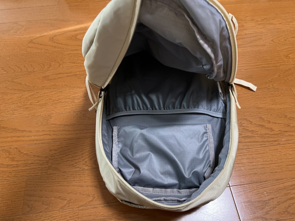 メインコンパートメント