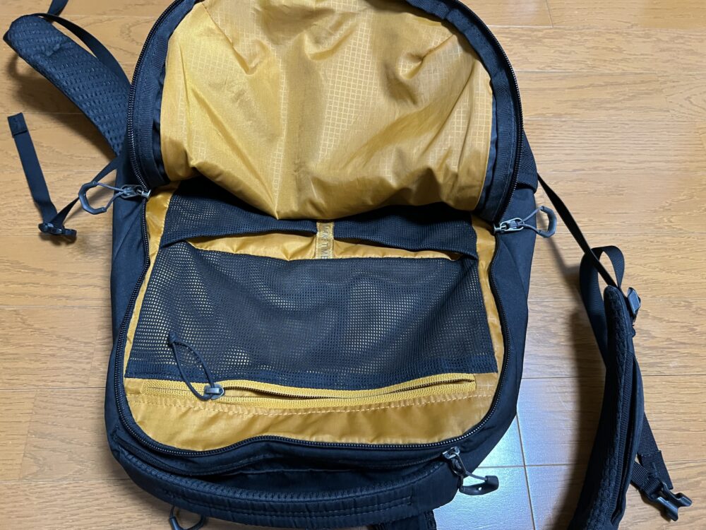 メインコンパートメント②