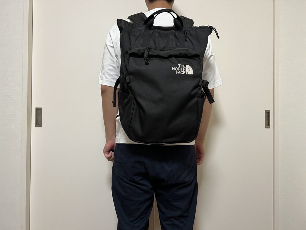 ボルダートートパック使用のイメージ(背面)