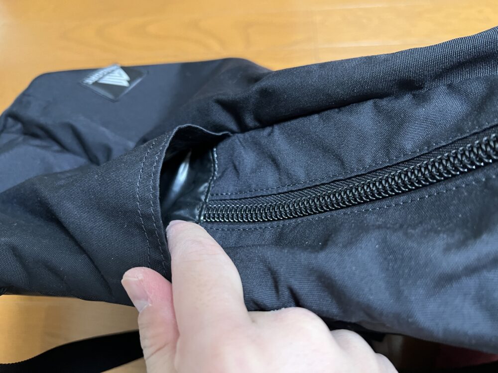 サイドポケットの構造