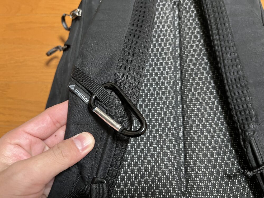 サングラスホルダー