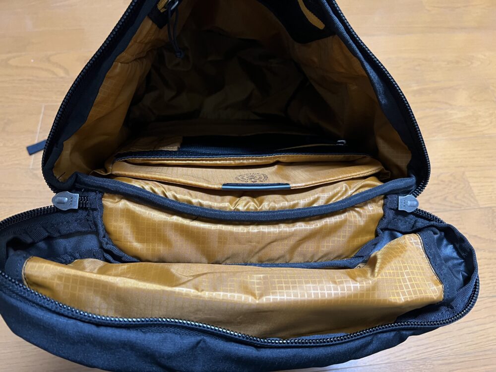 メインコンパートメント