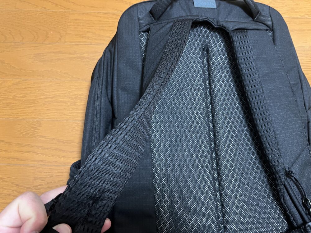 メッシュのハーネス