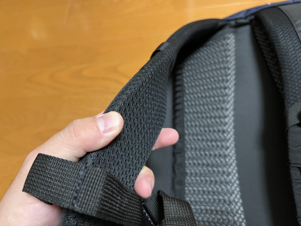 メッシュのハーネス