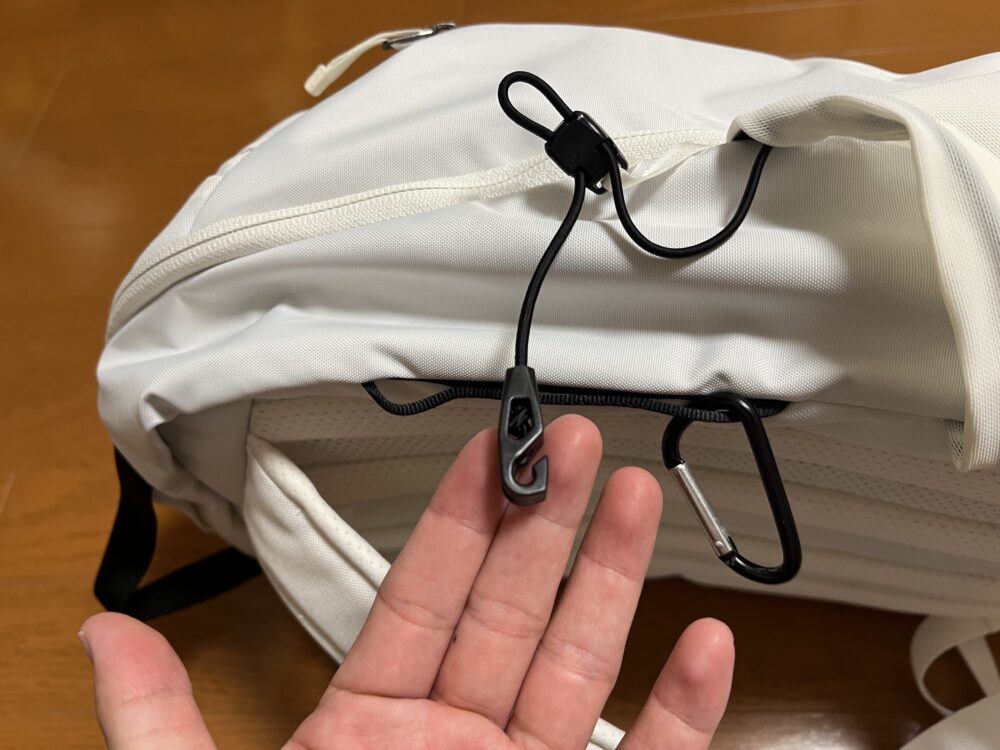 サイドポケットのゴム