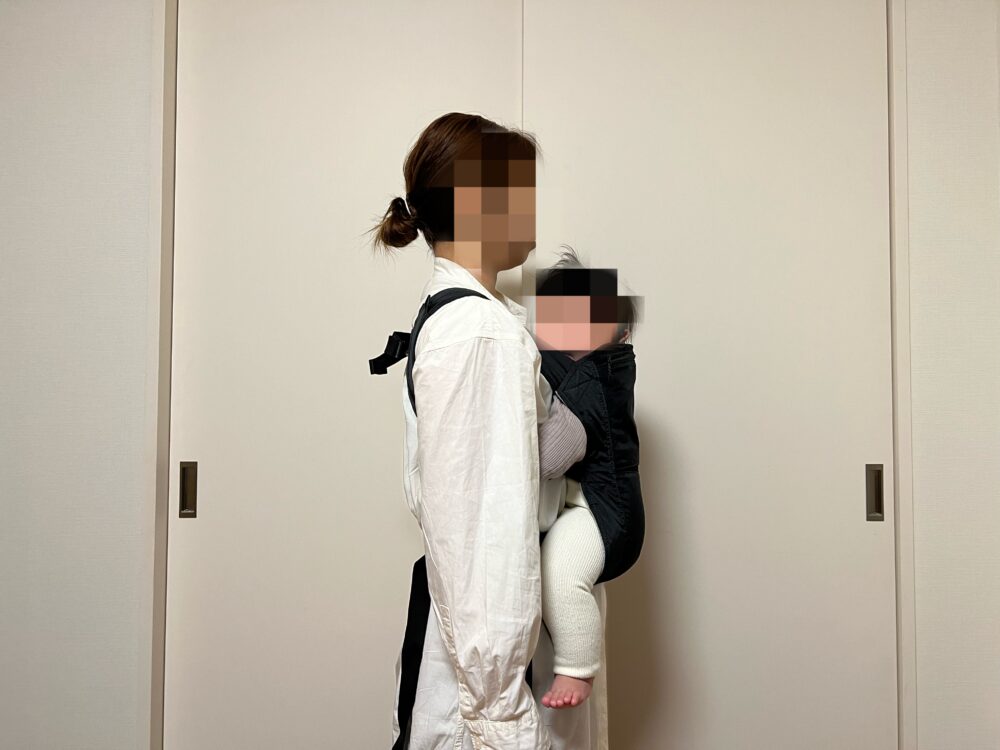 ポケッタブルベビーキャリア使用のイメージ(側面)