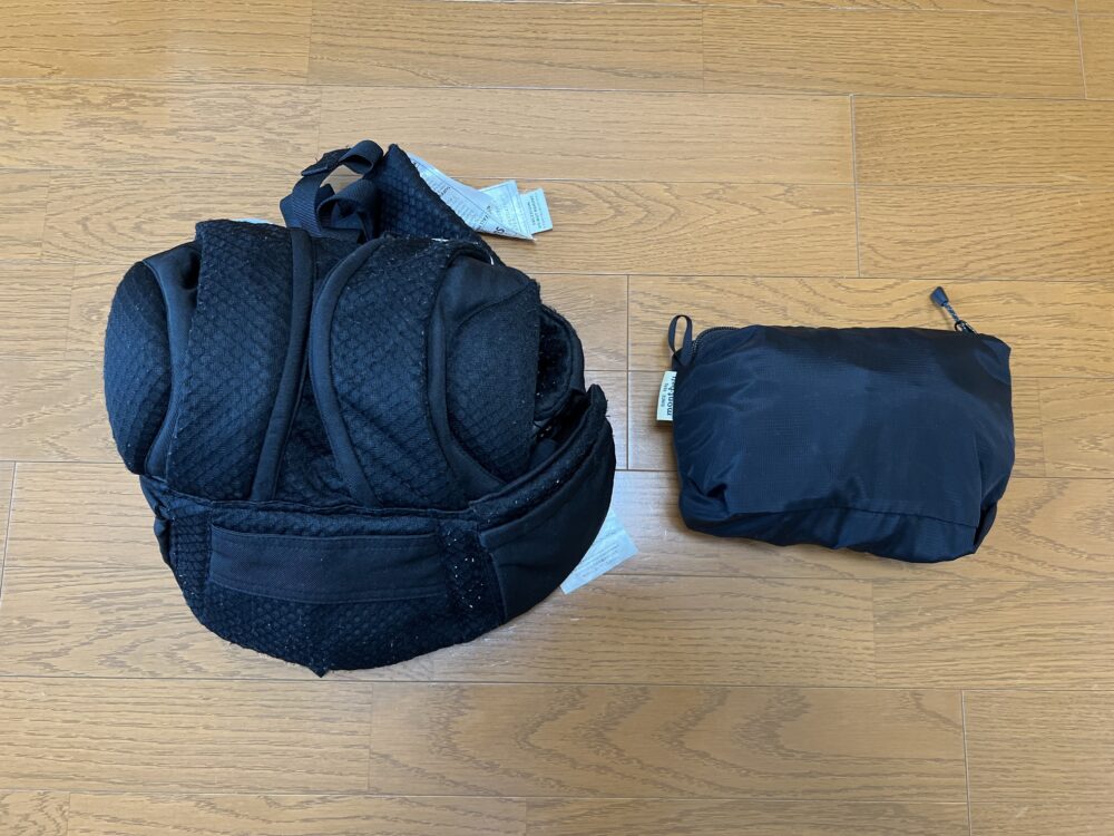 エルゴとの比較(左:エルゴ、右、ポケッタブルベビーキャリア)