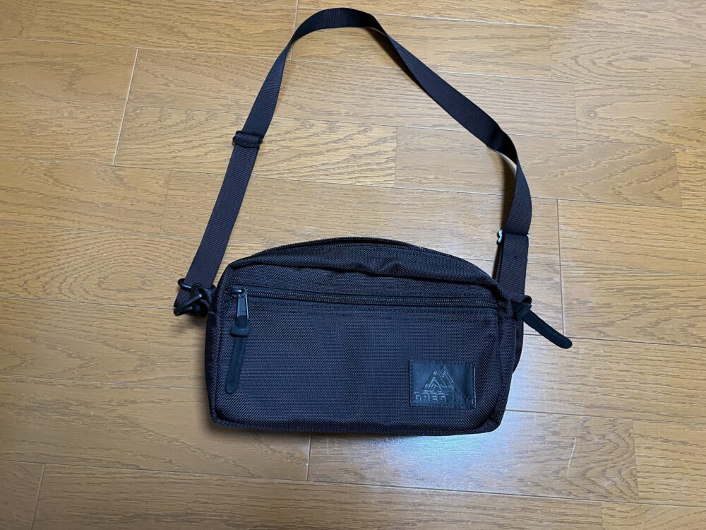 パデッドショルダーポーチM