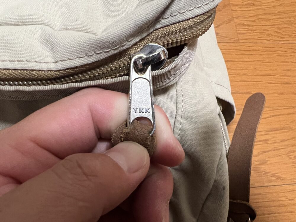 ジッパーはYKK