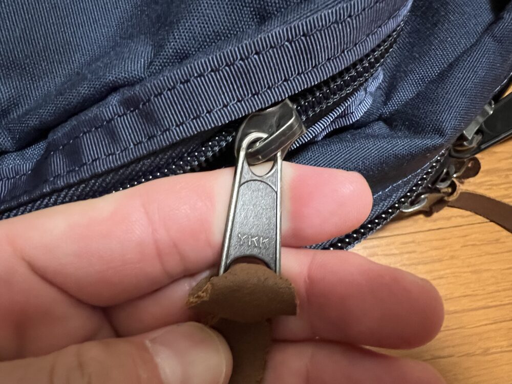 ジッパーはYKK