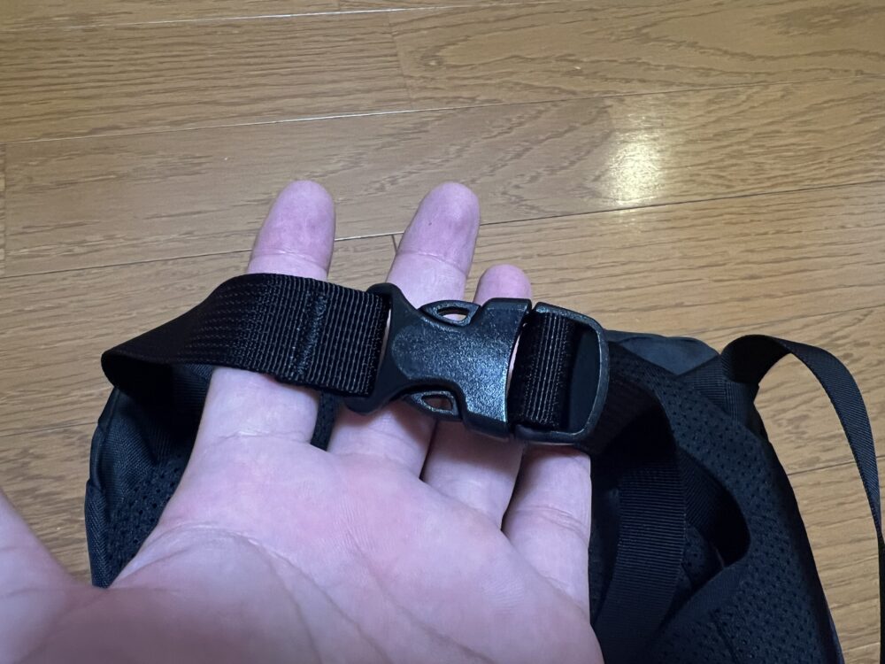 ショルダーのバックル